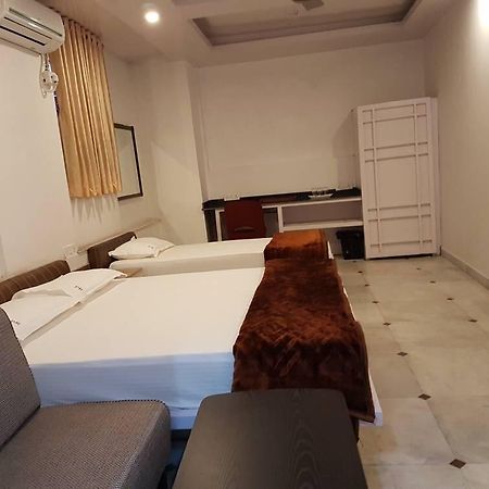 1/1 Park Street Hotel Kolkata Bagian luar foto