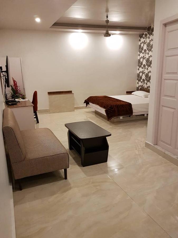 1/1 Park Street Hotel Kolkata Bagian luar foto